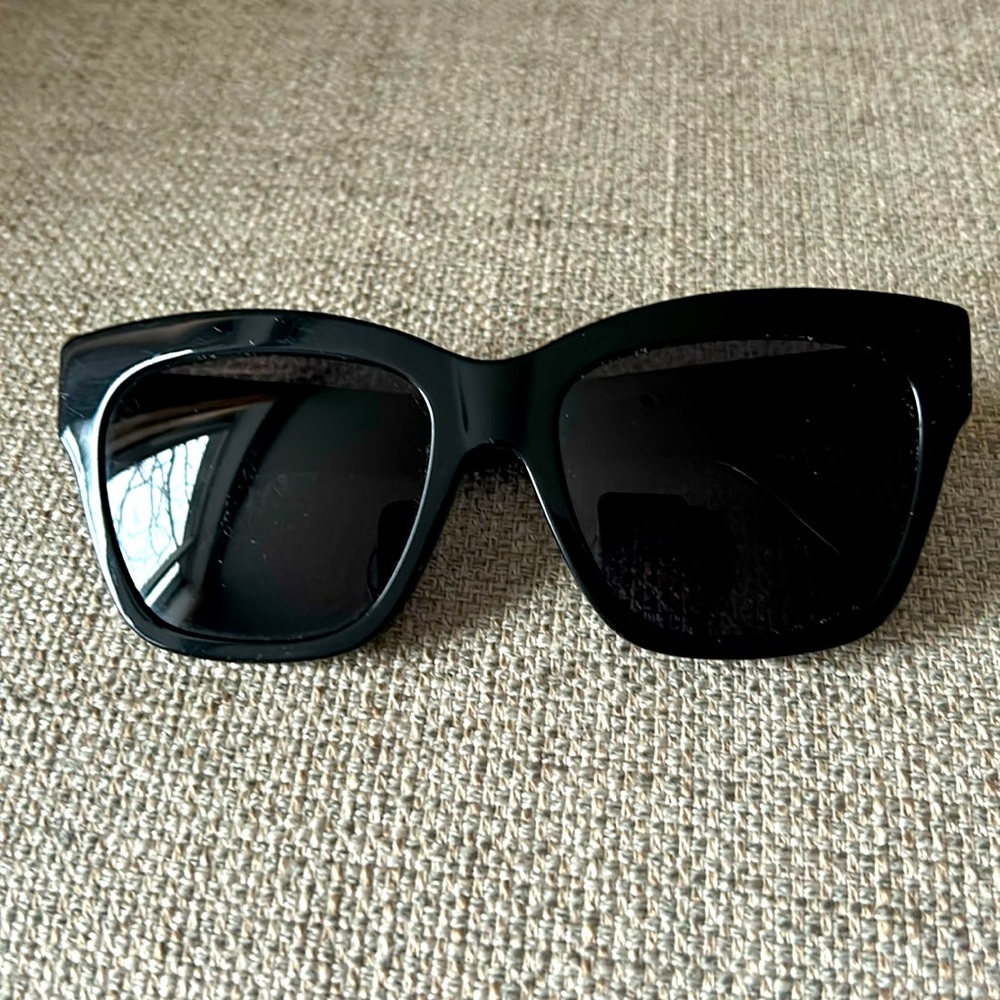 Chic Celine sunglasses